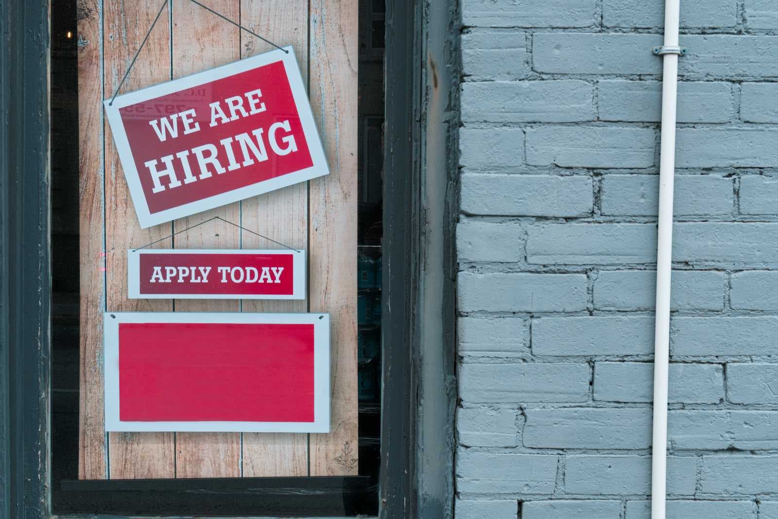 Navigating the New Hiring Landscape:
A Candidate's Guide